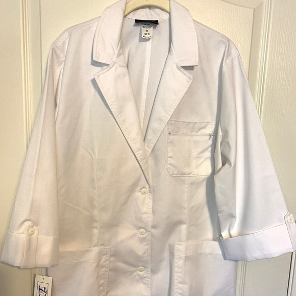 Medical Lab Coat - Picture 2 of 3